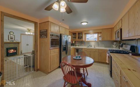 1156 E Tugalo St, Toccoa, GA 30577 photo 12