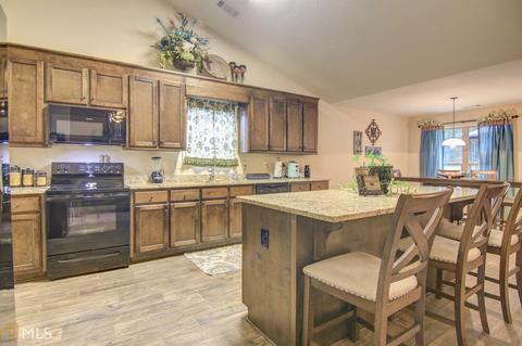 376 Thoroughbred Trl, Monroe, GA 30655 photo 8