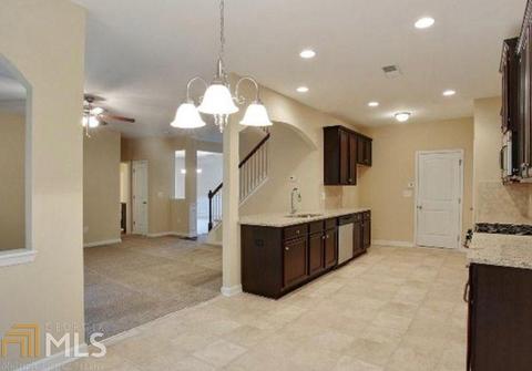 215 Longbridge Way, Perry, GA 31069 photo 3