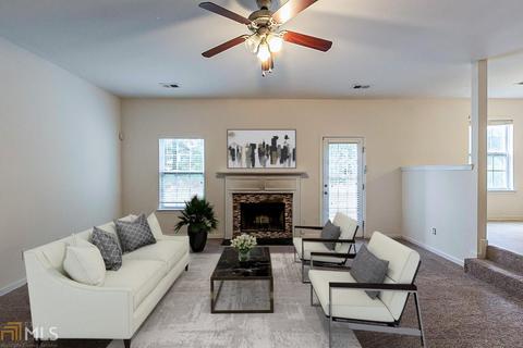 3546 Topaz, Rex, GA 30273 photo 2