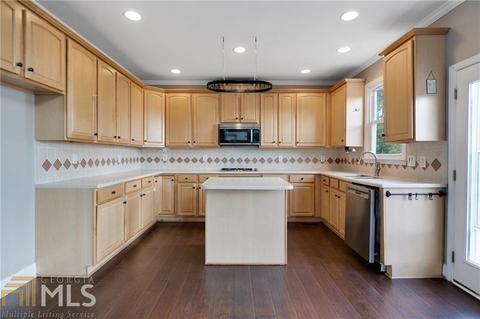 645 Carriage View Ct, Suwanee, GA 30024 photo 14