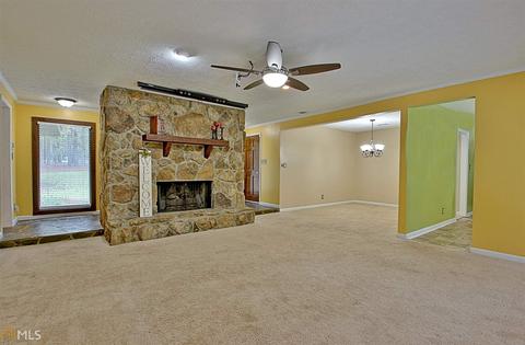 245 Julie Rd, Tyrone, GA 30290 photo 11