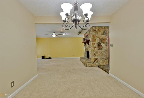 245 Julie Rd, Tyrone, GA 30290 photo 16
