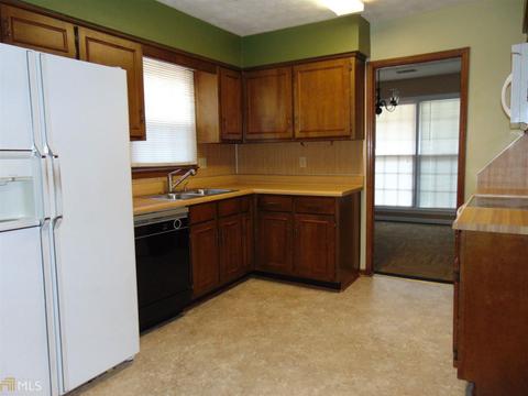 222 Avondale Dr, Lagrange, GA 30240 photo 2