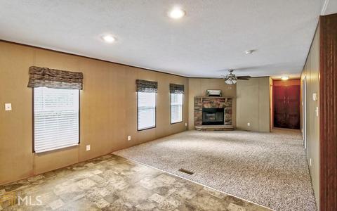 195 Cherry St, Guyton, GA 31312 photo 3
