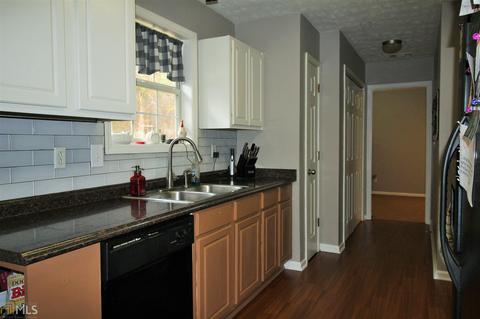 1082 Campbell Rd, Covington, GA 30014 photo 8
