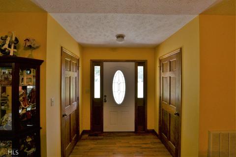 135 Hamilton Dr, Lagrange, GA 30240 photo 2