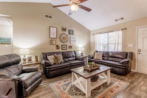 155 Arrow Pt, Jackson, GA 30233 photo 2