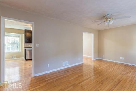 2544 Brocklin Dr, Grayson, GA 30017 photo 4