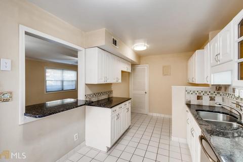 3254 Henderson Mill Rd #C, Chamblee, GA 30341 photo 10
