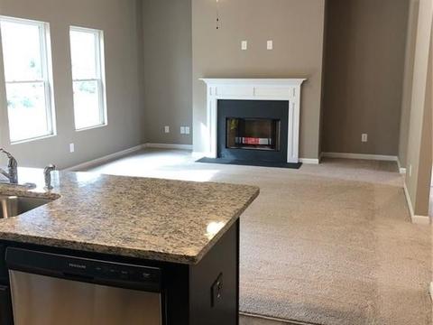 27 Cedar Dr, Pendergrass, GA 30567 photo 4