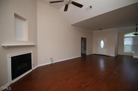 211 N Pointe Dr, Lagrange, GA 30241 photo 5