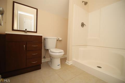 211 N Pointe Dr, Lagrange, GA 30241 photo 18