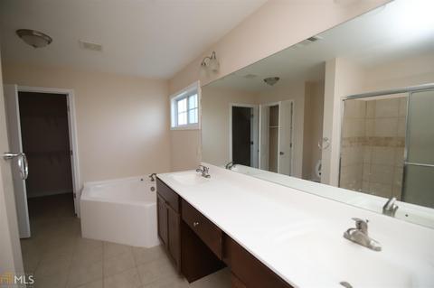 211 N Pointe Dr, Lagrange, GA 30241 photo 12