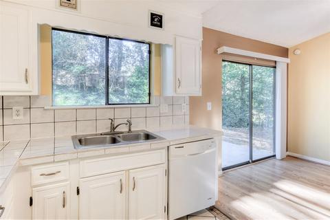 4419 Buckingham Pl, Duluth, GA 30096 photo 14