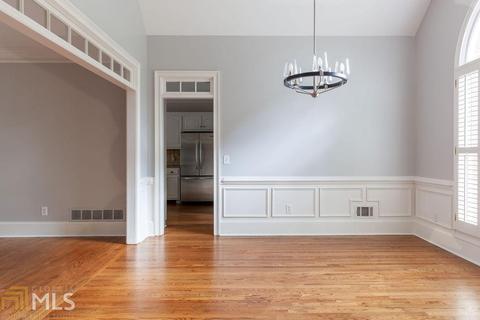 2829 Baronet Ct, Duluth, GA 30096 photo 7