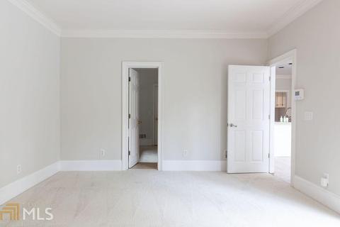 2829 Baronet Ct, Duluth, GA 30096 photo 11