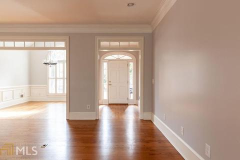 2829 Baronet Ct, Duluth, GA 30096 photo 9