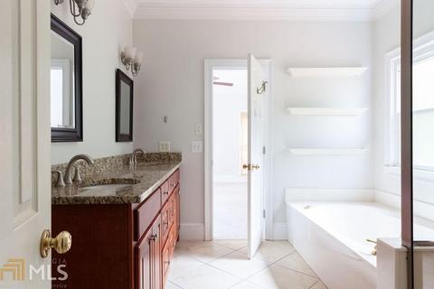 2829 Baronet Ct, Duluth, GA 30096 photo 15