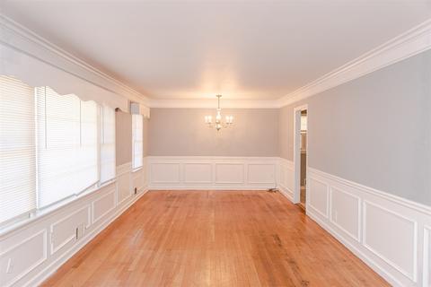 5924 Phillips, Morrow, GA 30260 photo 4