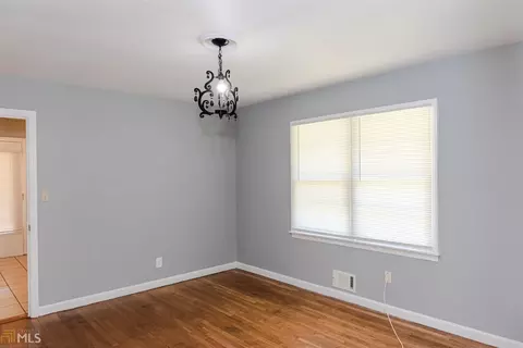 5924 Phillips Dr, Morrow, GA 30260 photo 11