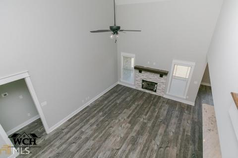 207 Perth Ct, Warner Robins, GA 31088 photo 4