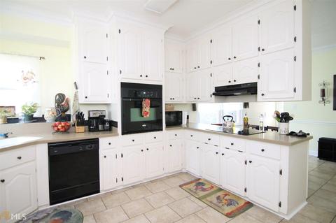 205 Cedar Ridge Dr, Perry, GA 31069 photo 9