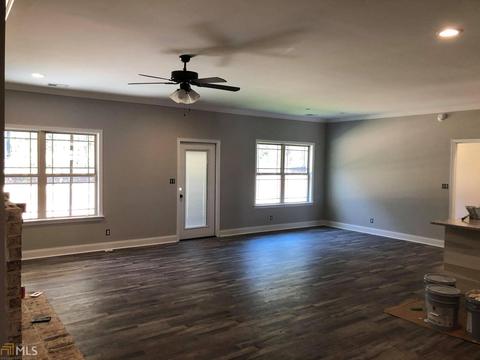 467 Barbara Ct, Forsyth, GA 31029 photo 3
