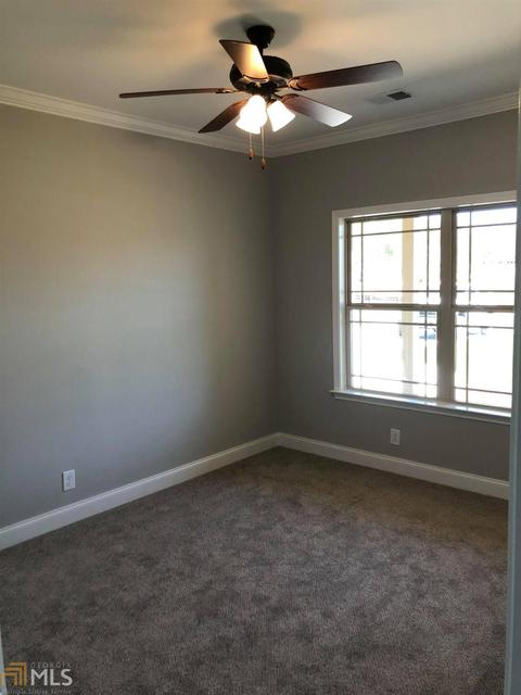 467 Barbara Ct, Forsyth, GA 31029 photo 13