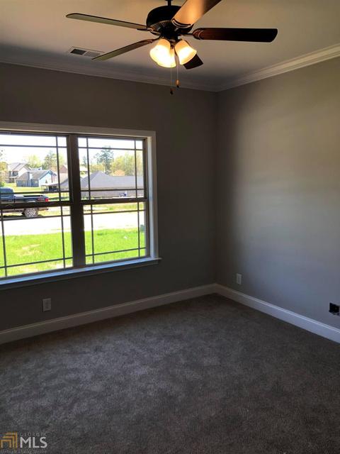 467 Barbara Ct, Forsyth, GA 31029 photo 11