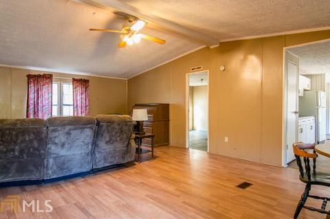 302 Pittman Dr, Toccoa, GA 30577 photo 2