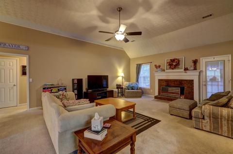 25 Rose Walk Dr, Covington, GA 30016 photo 5