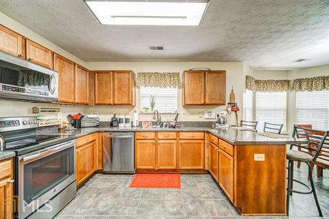 244 Millstone Dr, Hampton, GA 30228 photo 8