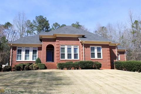 220 Village Dr, Lagrange, GA 30240 photo 1