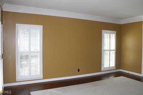 220 Village Dr, Lagrange, GA 30240 photo 11