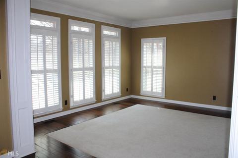 220 Village Dr, Lagrange, GA 30240 photo 8