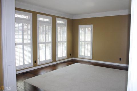 220 Village Dr, Lagrange, GA 30240 photo 7