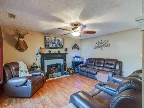 140 Creekside Way, Mcdonough, GA 30252 photo 2