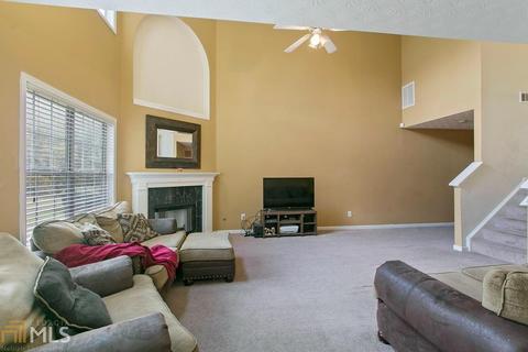662 Lakes Cir, Lithonia, GA 30058 photo 5