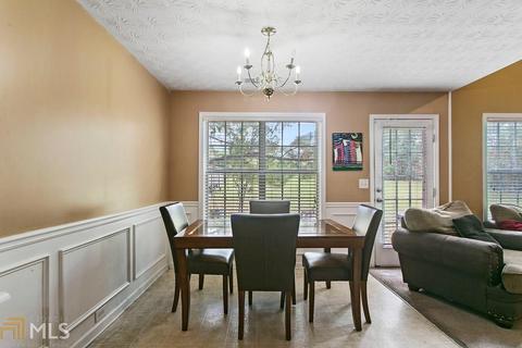 662 Lakes Cir, Lithonia, GA 30058 photo 12