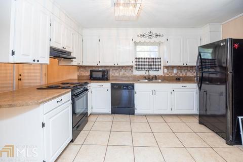 5966 W Point Rd, Lagrange, GA 30240 photo 2