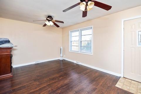 5966 W Point Rd, Lagrange, GA 30240 photo 4