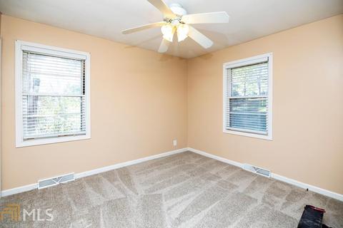 5966 W Point Rd, Lagrange, GA 30240 photo 8