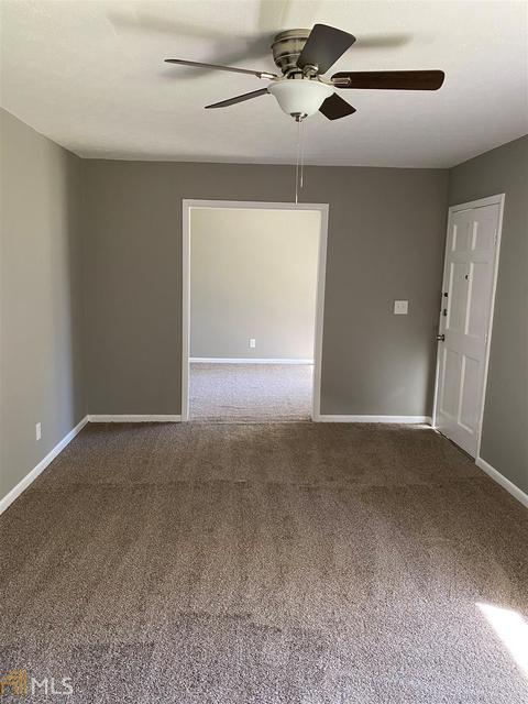 704 Victoria Cir, Dublin, GA 31021 photo 11