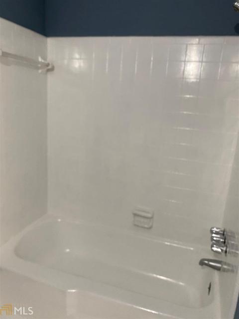 704 Victoria Cir, Dublin, GA 31021 photo 6