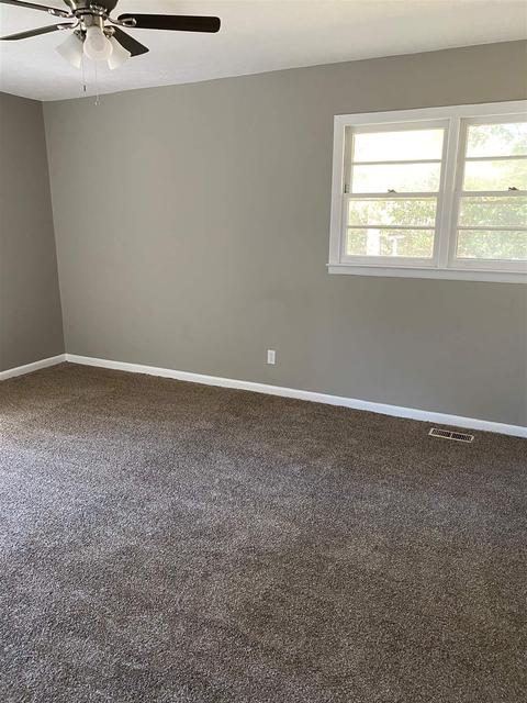 704 Victoria Cir, Dublin, GA 31021 photo 8