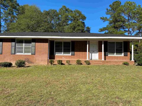 704 Victoria Cir, Dublin, GA 31021 photo 2