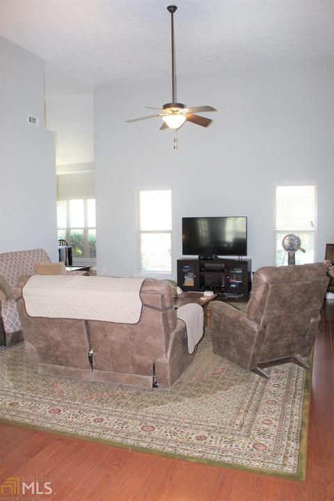 122 Cedar Ridge Dr, Lagrange, GA 30241 photo 5