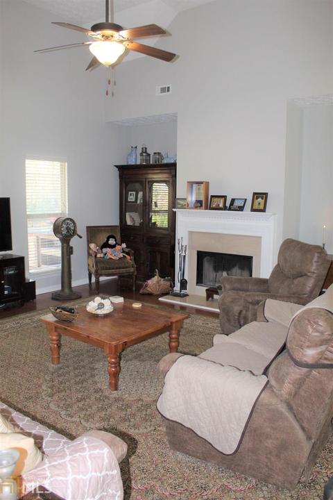 122 Cedar Ridge Dr, Lagrange, GA 30241 photo 6