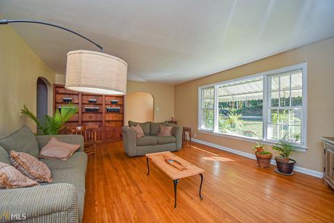249 Greer Ln, Toccoa, GA 30577 photo 4